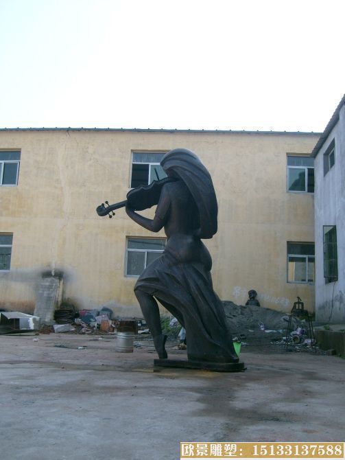 拉小提琴女人雕塑 铸铜音乐人雕塑